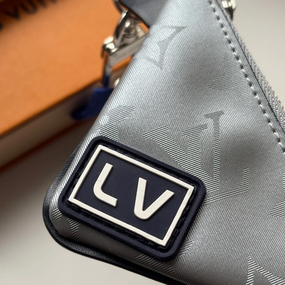 Louis Vuitton authentic louis